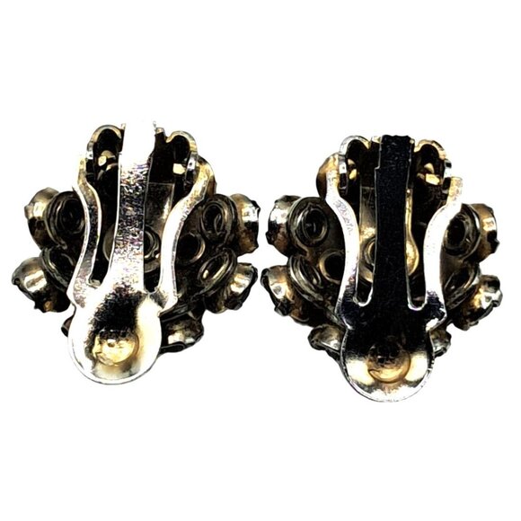 Vintage Purple Rhinestone Earr Gold-Tone Clip-On Earrings With Purple Rhinestone - Picture 6 of 8